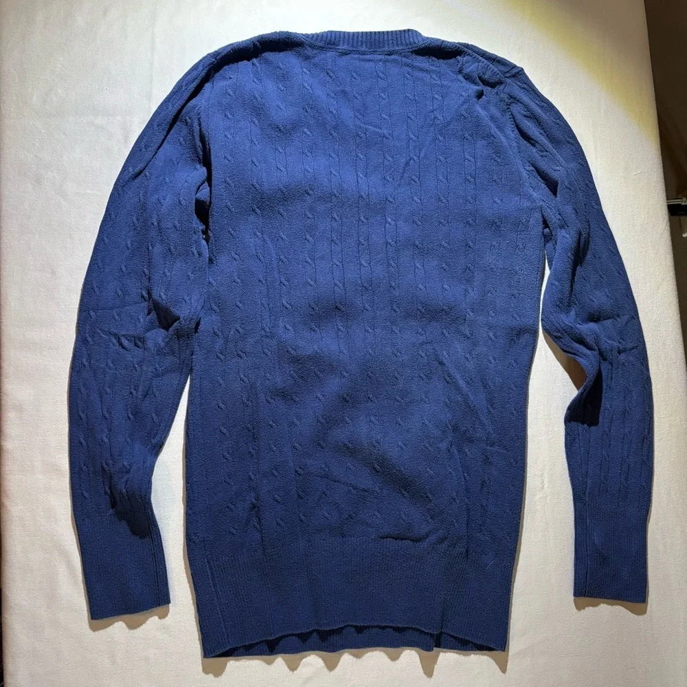 Old Navy classic neck